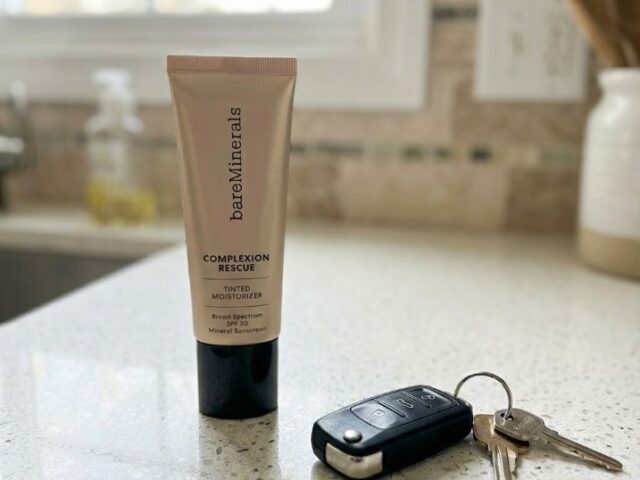 bareMinerals Complexion Rescue Tinted Moisturizer with SPF 30